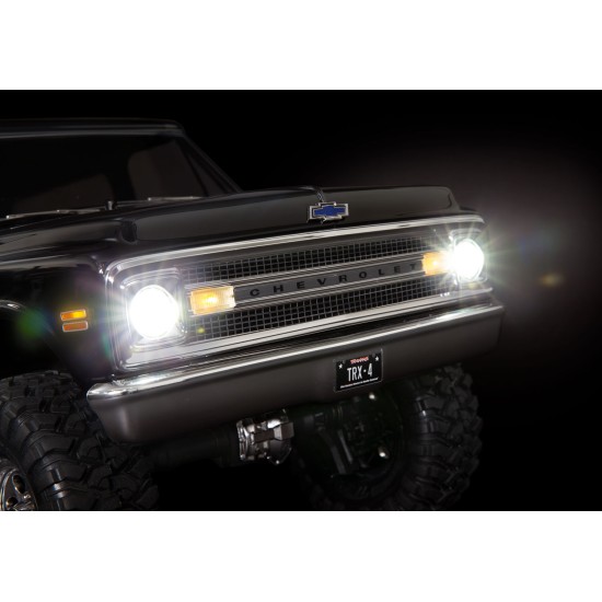 LED light set, complete with power supply (contains headlights, tail lights, side marker lights, distribution block) (fits 9111 or 9112 body)