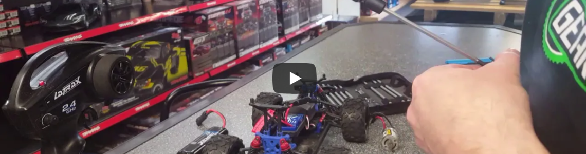 Latrax motor vervangen