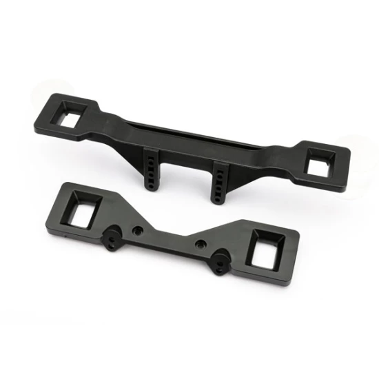 Body mounts front and read clipless