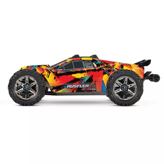 Rustler 4X4 1op10-scale 4WD Stadium Truck met TSM Solar flare